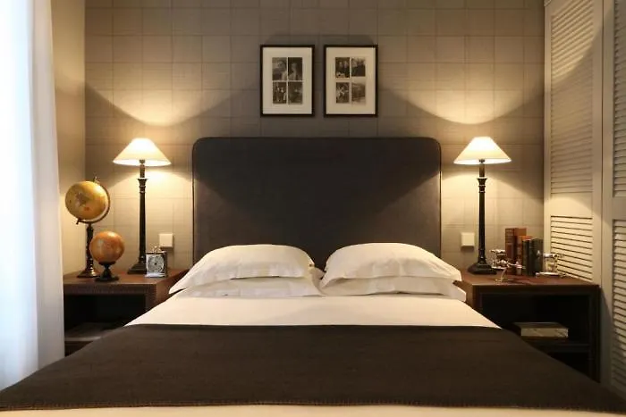 Otel New Roblin Paris