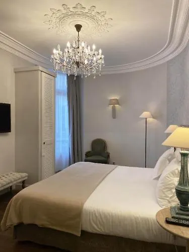 Otel New Roblin 4*