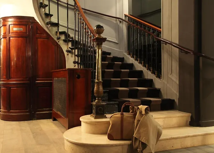 Otel New Roblin Paris