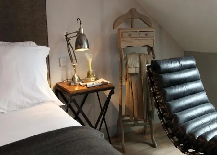 New Roblin 4* Paris