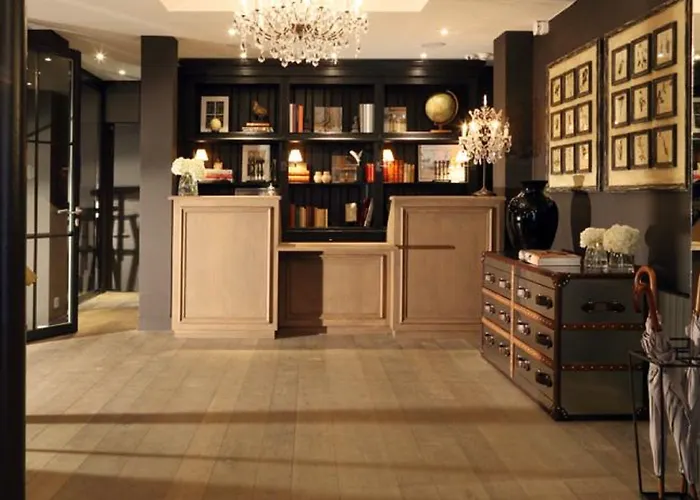 New Roblin Otel
