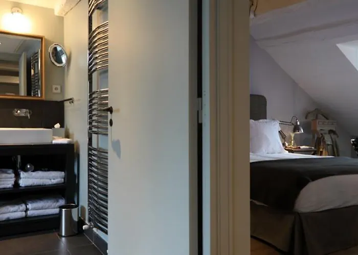 Otel New Roblin Paris