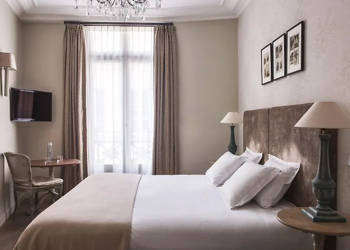 Otel New Roblin Paris