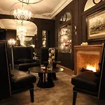 New Roblin Hotel 4*