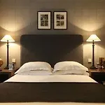 New Roblin 4* Paris