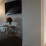New Roblin Hotel