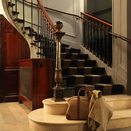 Hotel New Roblin Paris