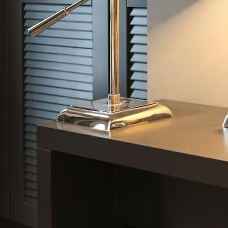 New Roblin باريس