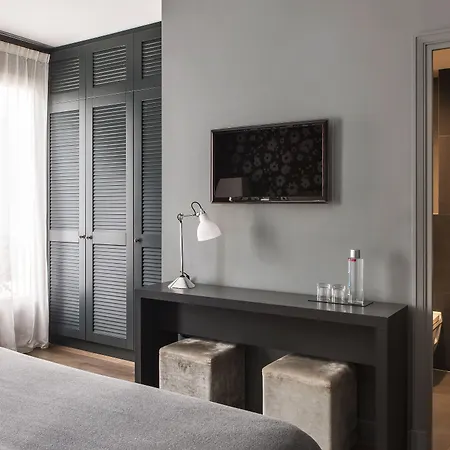 Hotel New Roblin 4*