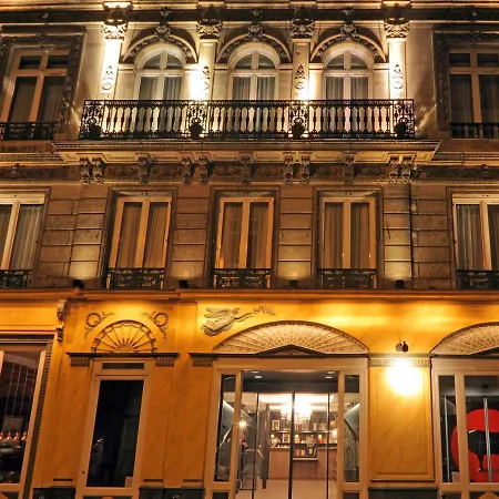 New Roblin Hotel