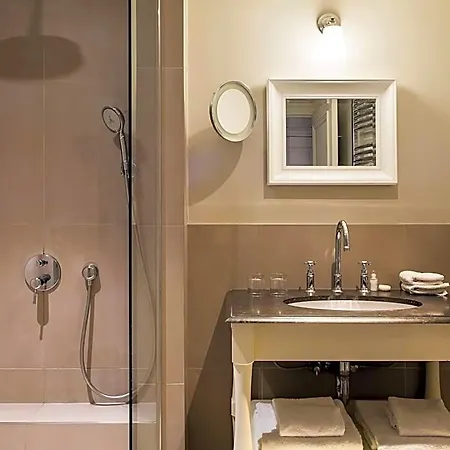 Hotel New Roblin Parigi