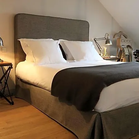 New Roblin Hotel 4*
